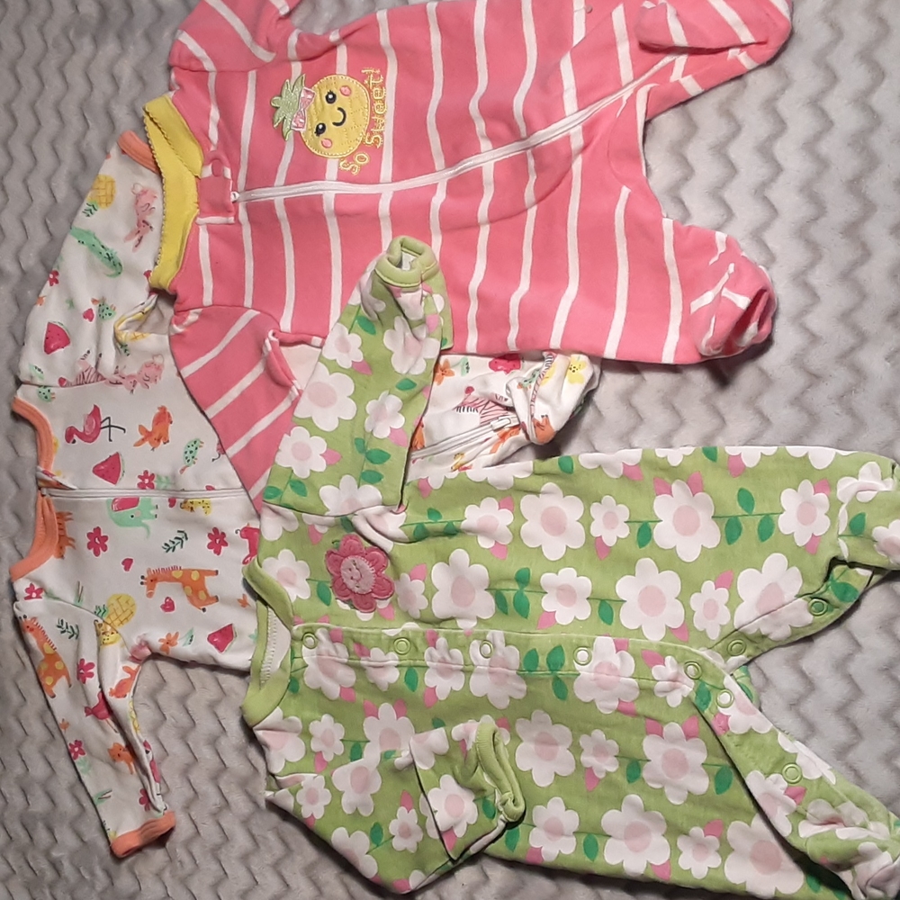 Baby girl Newborn footed sleepers